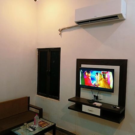 Hotel Mewad Haveli Пушкар Экстерьер фото