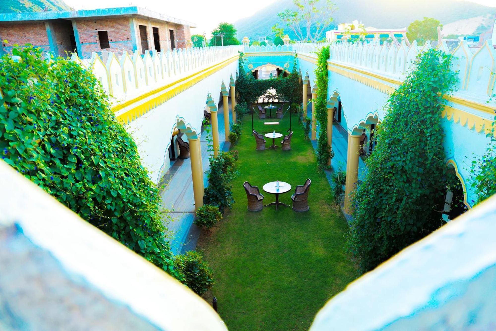 Hotel Mewad Haveli Пушкар Экстерьер фото