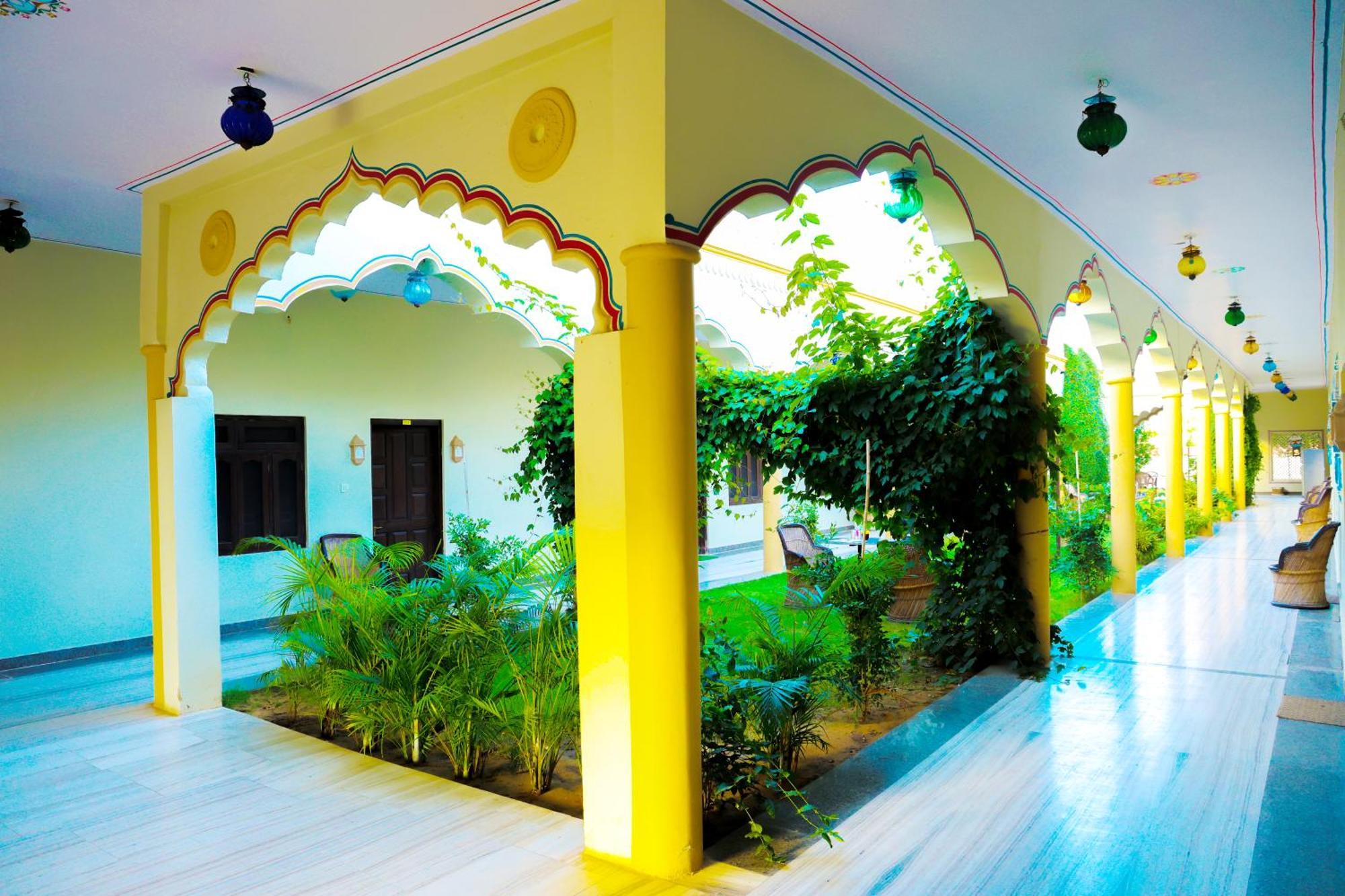Hotel Mewad Haveli Пушкар Экстерьер фото