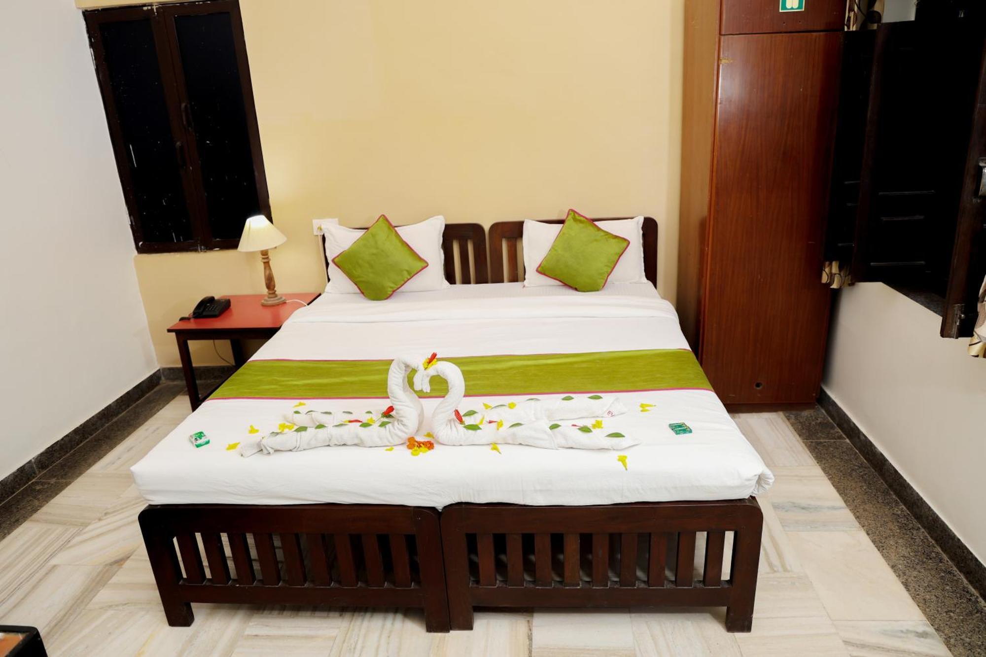 Hotel Mewad Haveli Пушкар Экстерьер фото