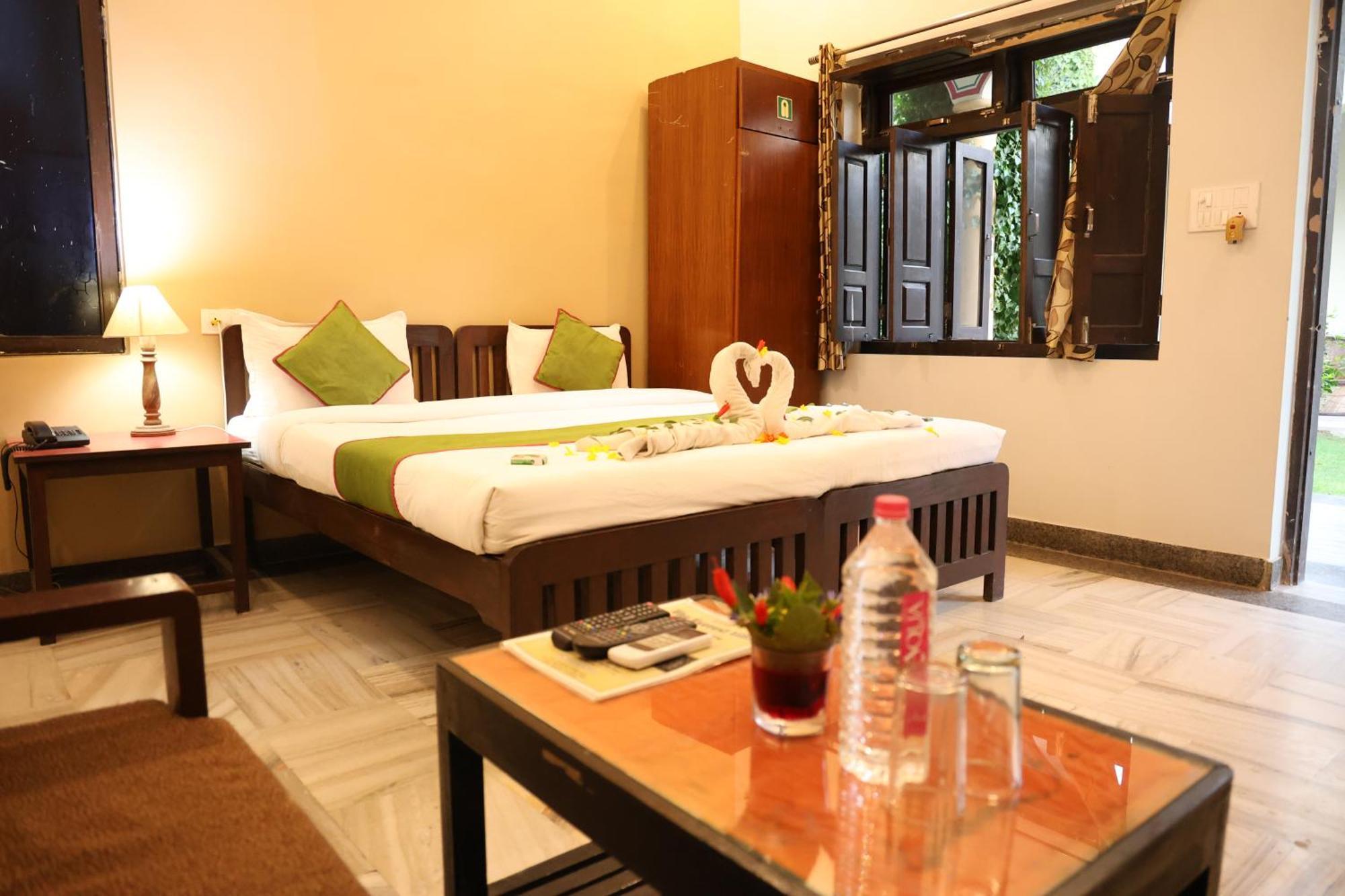 Hotel Mewad Haveli Пушкар Экстерьер фото