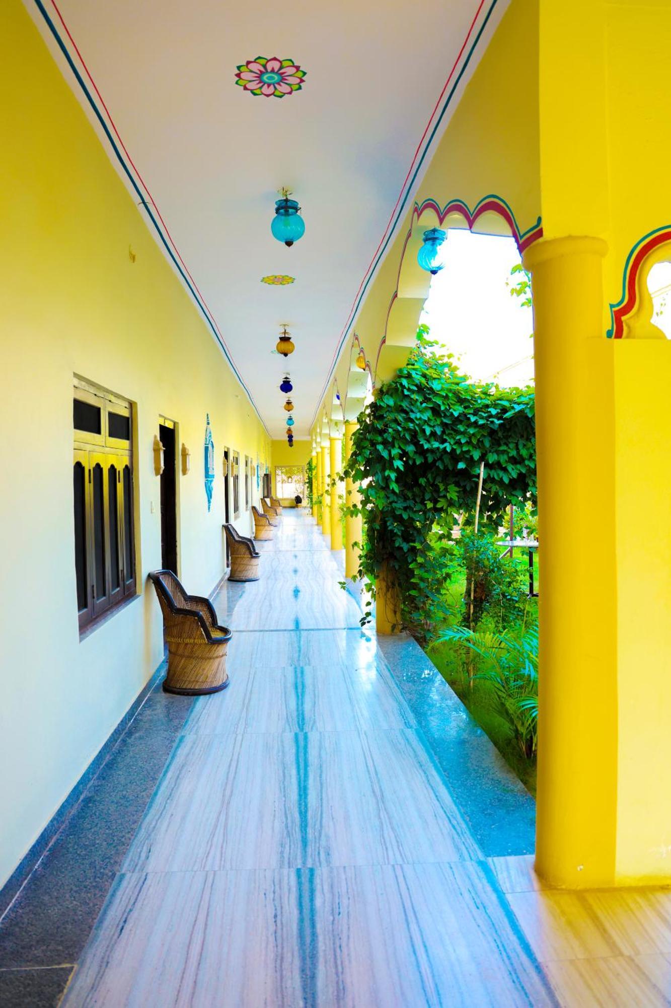 Hotel Mewad Haveli Пушкар Экстерьер фото