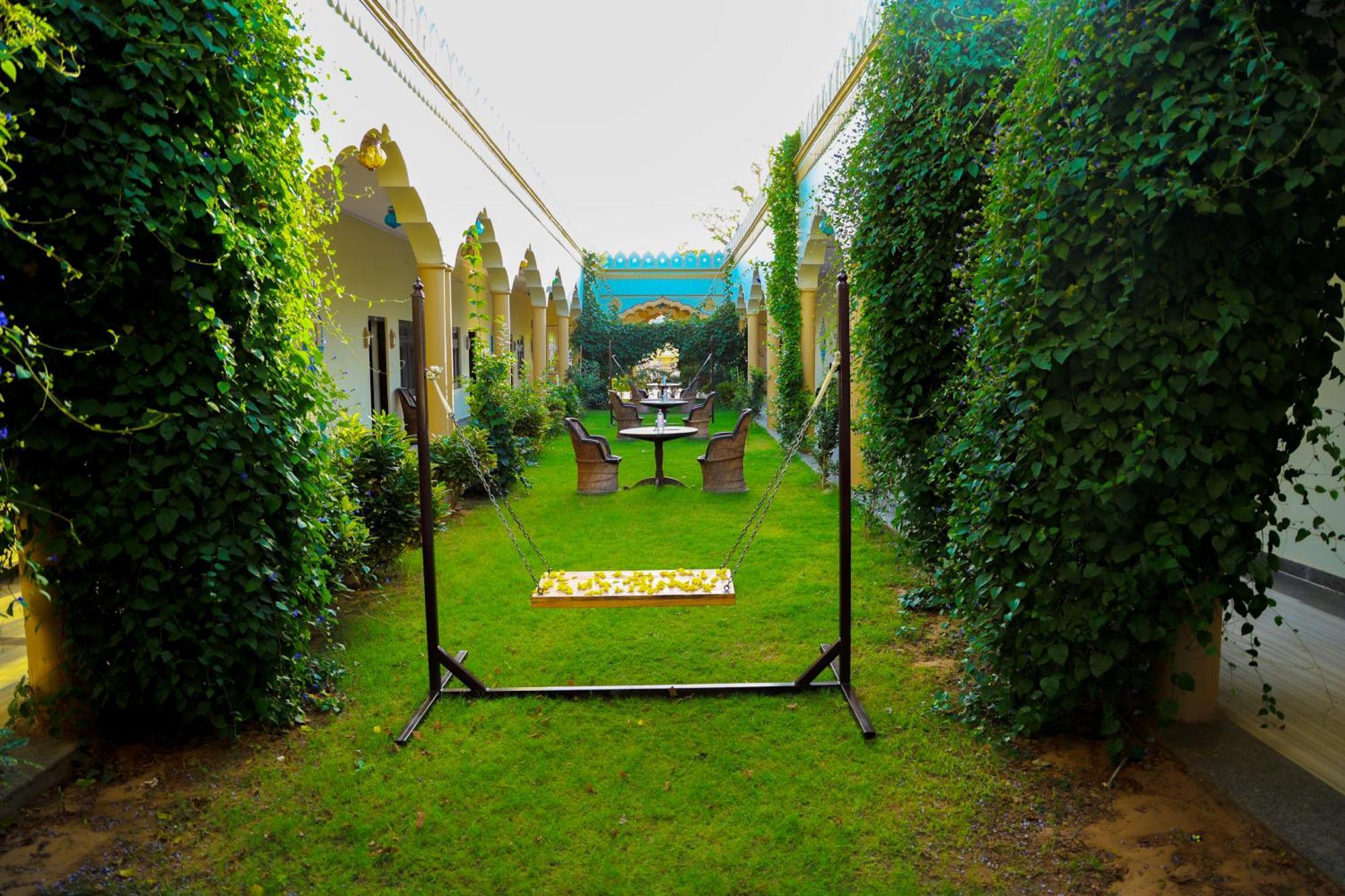Hotel Mewad Haveli Пушкар Экстерьер фото