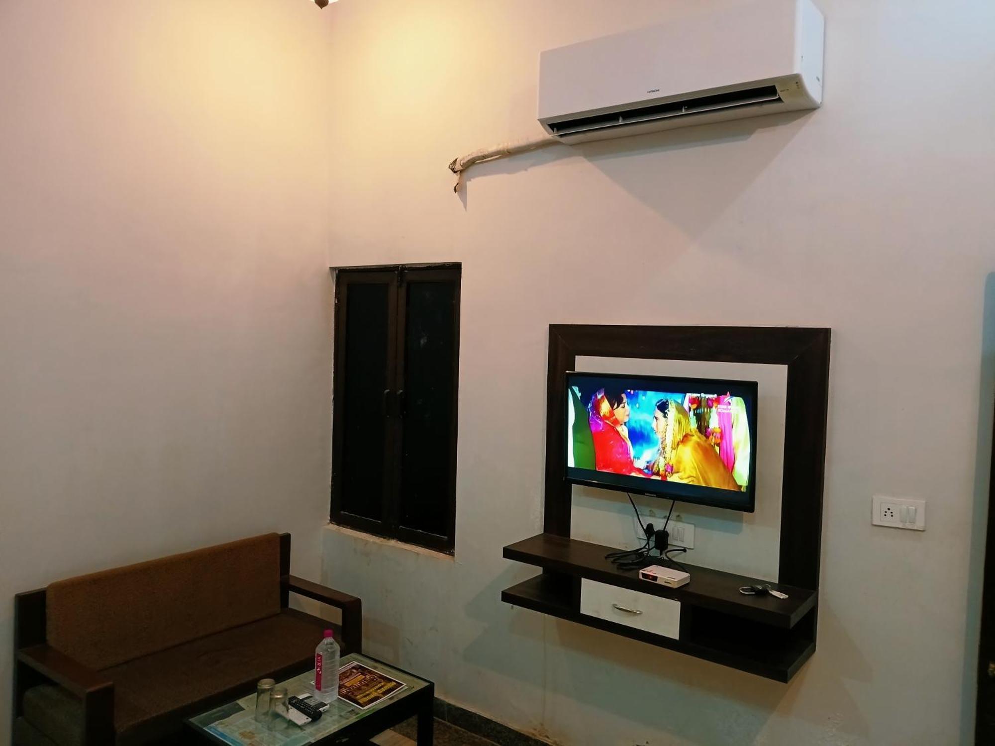 Hotel Mewad Haveli Пушкар Экстерьер фото