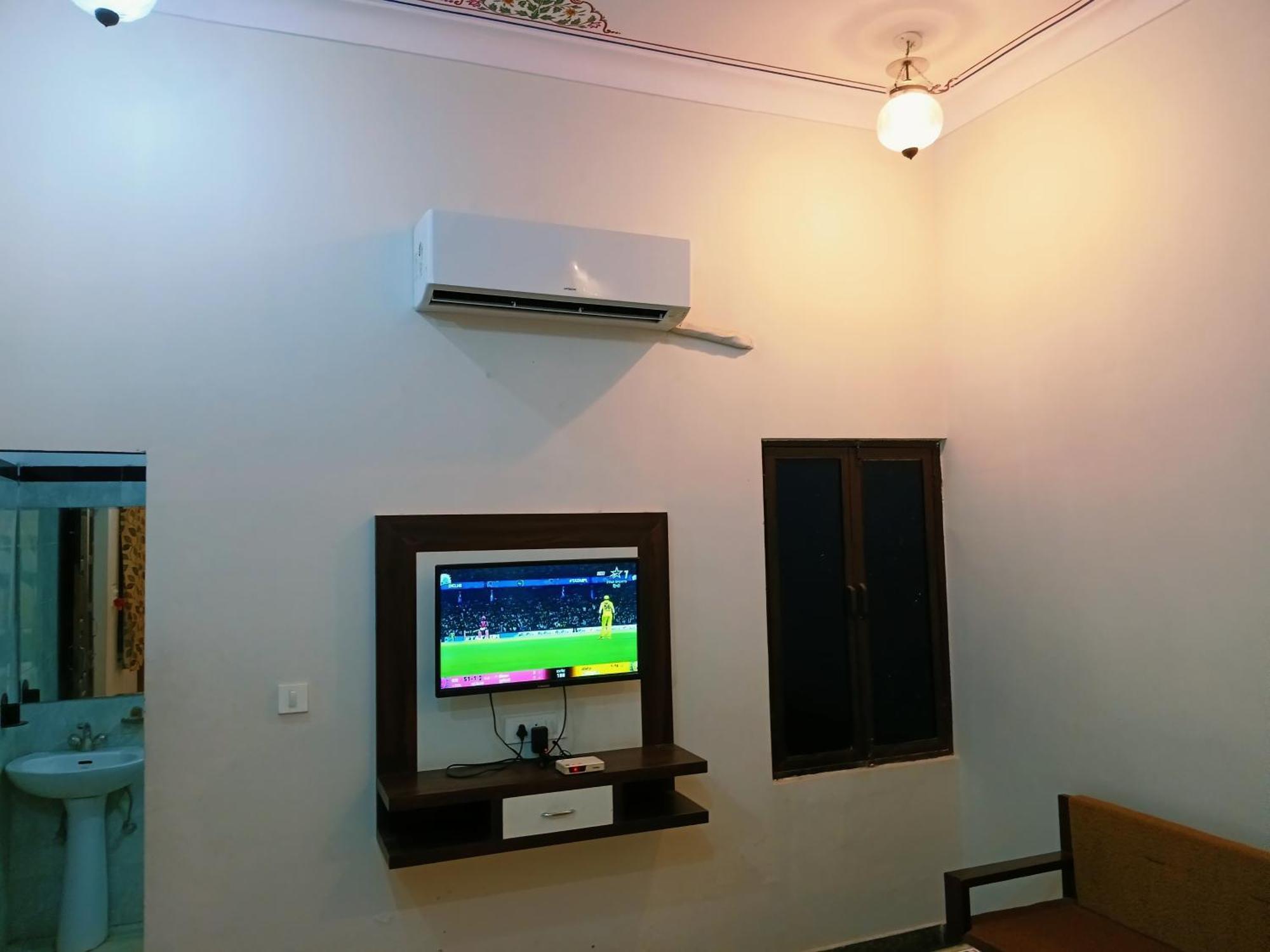 Hotel Mewad Haveli Пушкар Экстерьер фото
