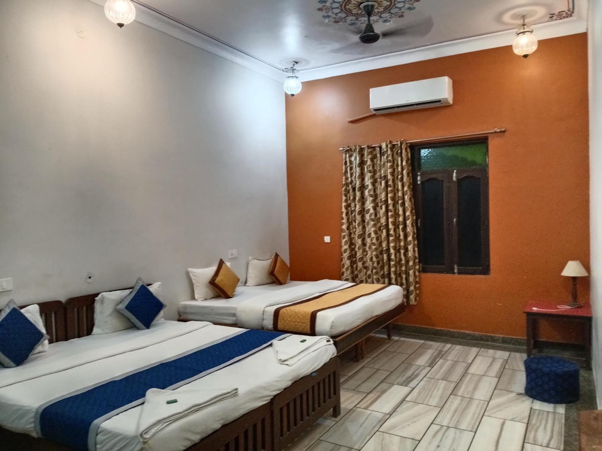 Hotel Mewad Haveli Пушкар Экстерьер фото